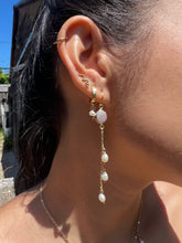 Load image into Gallery viewer, Besos Earrings
