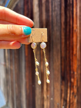 Load image into Gallery viewer, Besos Earrings
