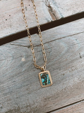 Load image into Gallery viewer, Abalone Chain Link Necklace
